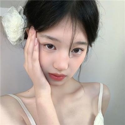 濶少艳福